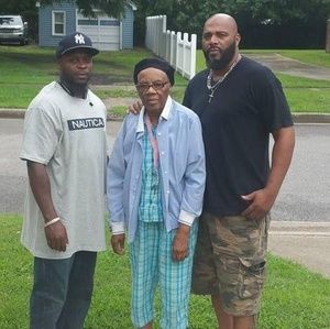 Meet your Posher, Derrick